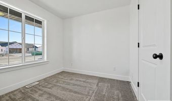 3104 Elixir Rd, Ammon, ID 83406