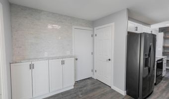 1612 Northridge Rd, Beatrice, NE 68310
