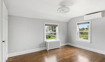 26 Tryon Ave, East Providence, RI 02916