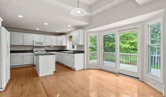 4870 LYTHAM Ln, Ann Arbor, MI 48103