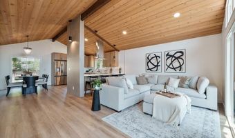 2927 Lawrence Ln, Escondido, CA 92025