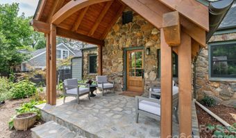 664 Lakeshore Dr, Asheville, NC 28804