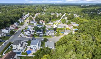 6 Surle Ct, Bayville, NJ 08721