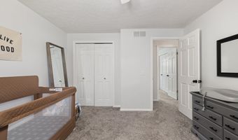 1264 Columbus Cir N, Ashland, OH 44805