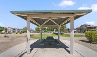 272 S ELISEO FELIX JR Way, Avondale, AZ 85323
