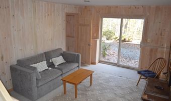 113 Iroquois Ave, Becket, MA 01223