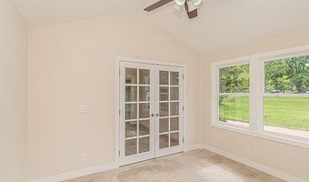 1516 Arborview Blvd, Ann Arbor, MI 48103