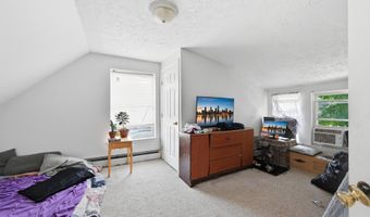 10 Pearl St, Auburn, ME 04210