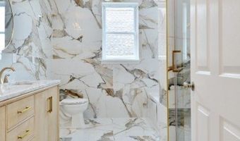 92 W 6Th St, Bayonne, NJ 07002