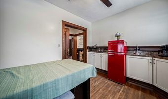 977 W Prospect Rd, Ashtabula, OH 44004