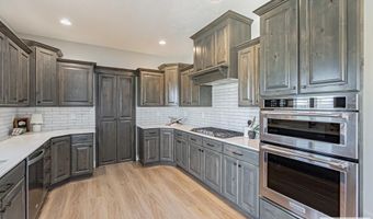 3184 S Chartwell Gdns, Ammon, ID 83406