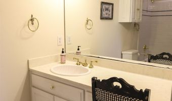 4465 CHOCCOLOCCO Rd, Anniston, AL 36207