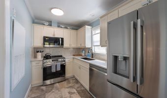 110 OAK Ave A, Anna Maria, FL 34216