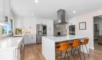 9431 W Lilac Rd, Escondido, CA 92026