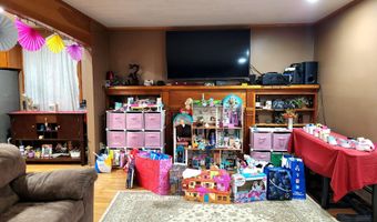 10 Ridgewood Dr, Augusta, ME 04330