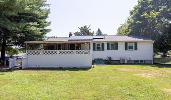9 Whitewood Rd, Clinton, CT 06413