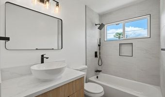 402 Auhana Rd, Kihei, HI 96753
