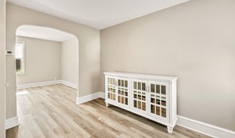 21 DOWLING Ave, Audubon, NJ 08106