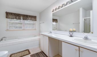 102 LEWIS Ct, Bear, DE 19701