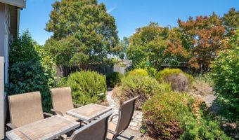 1820 Orchard St, Santa Rosa, CA 95404