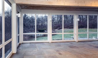 197 Skyline Ridge Rd, Bridgewater, CT 06752