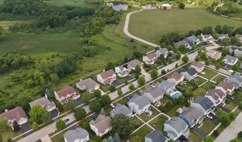 966 Forestview Way, Antioch, IL 60002