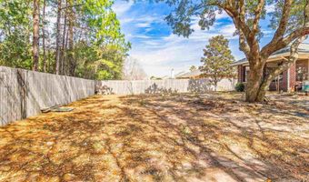 1381 Connemara Cir, Gulf Breeze, FL 32563