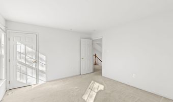 2004 GOLDEN MORNING Dr 30, Bowie, MD 20721