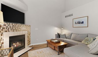 661 Abbey Mill Dr SE 41, Ada, MI 49301