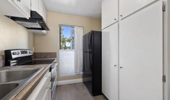 5700 Baltimore Dr 153, La Mesa, CA 91942