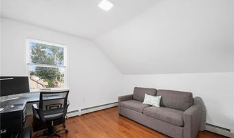 78 Highland Ave, Johnston, RI 02919