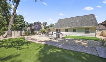 47 Overlea Ln, Aberdeen, NJ 07747