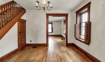158 Mill St, Amherst, NY 14221