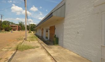 202 N Jackson St, Brookhaven, MS 39601