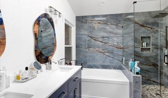 878 Rivertree Dr, Oceanside, CA 92058