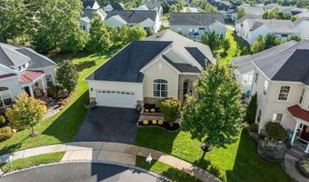 10 CHAPEL HILL Ct, Barnegat, NJ 08005