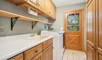 723 N River Rd, Algonquin, IL 60102