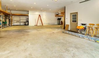 956 160th Ln NE, Ham Lake, MN 55304