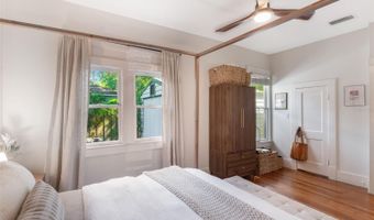 12 N FOREST Ave, Orlando, FL 32803