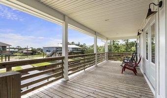 4021 Blue Jay St, Bay St. Louis, MS 39520