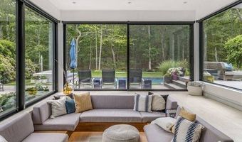 22 Phelan Ct, Amagansett, NY 11930