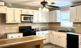 2054 Mole Dr, Bay St. Louis, MS 39520