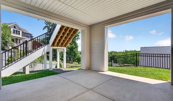 881 N MANCHESTER St, Arlington, VA 22205