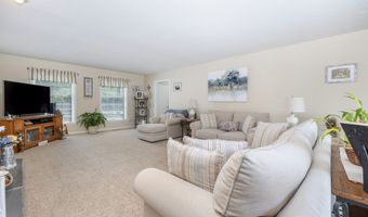 473 Hart St, Bristol, CT 06010