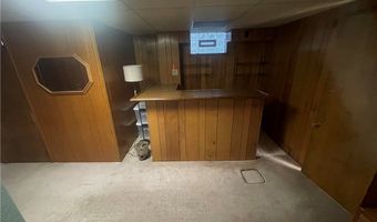 956 Beaver Rd, Ambridge, PA 15003