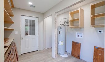 2118 W Radio Ln, Arkansas City, KS 67005