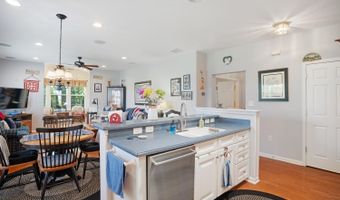 10 Harbor Pl, Barnegat, NJ 08005