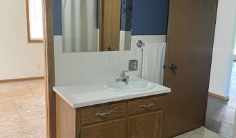 1312 Sunnyside Ln, Atlantic, IA 50022