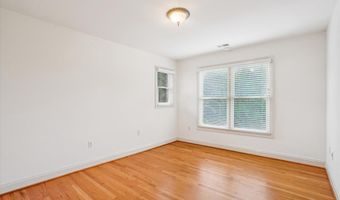 5704 MAIDEN Ln, Bethesda, MD 20817