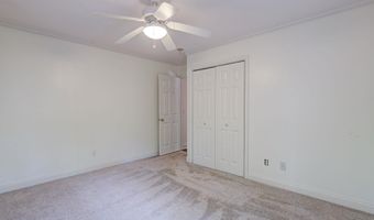 8 Cedar Pl, Camden, SC 29020